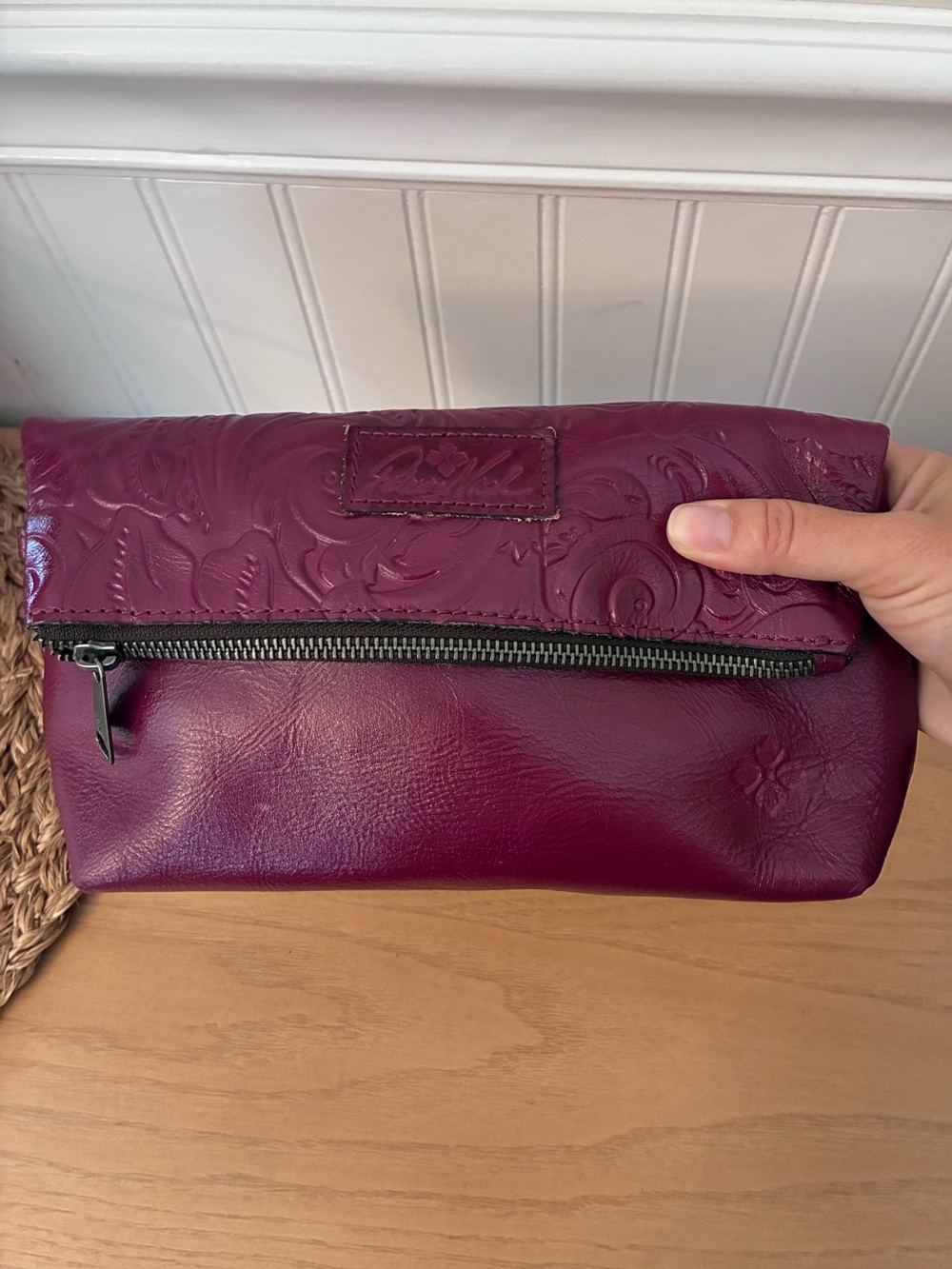 Patricia Nash Valerie fold-over wristlet in cranberry tooled leather - Picture 7 of 10